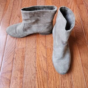 MIA suade womans boots